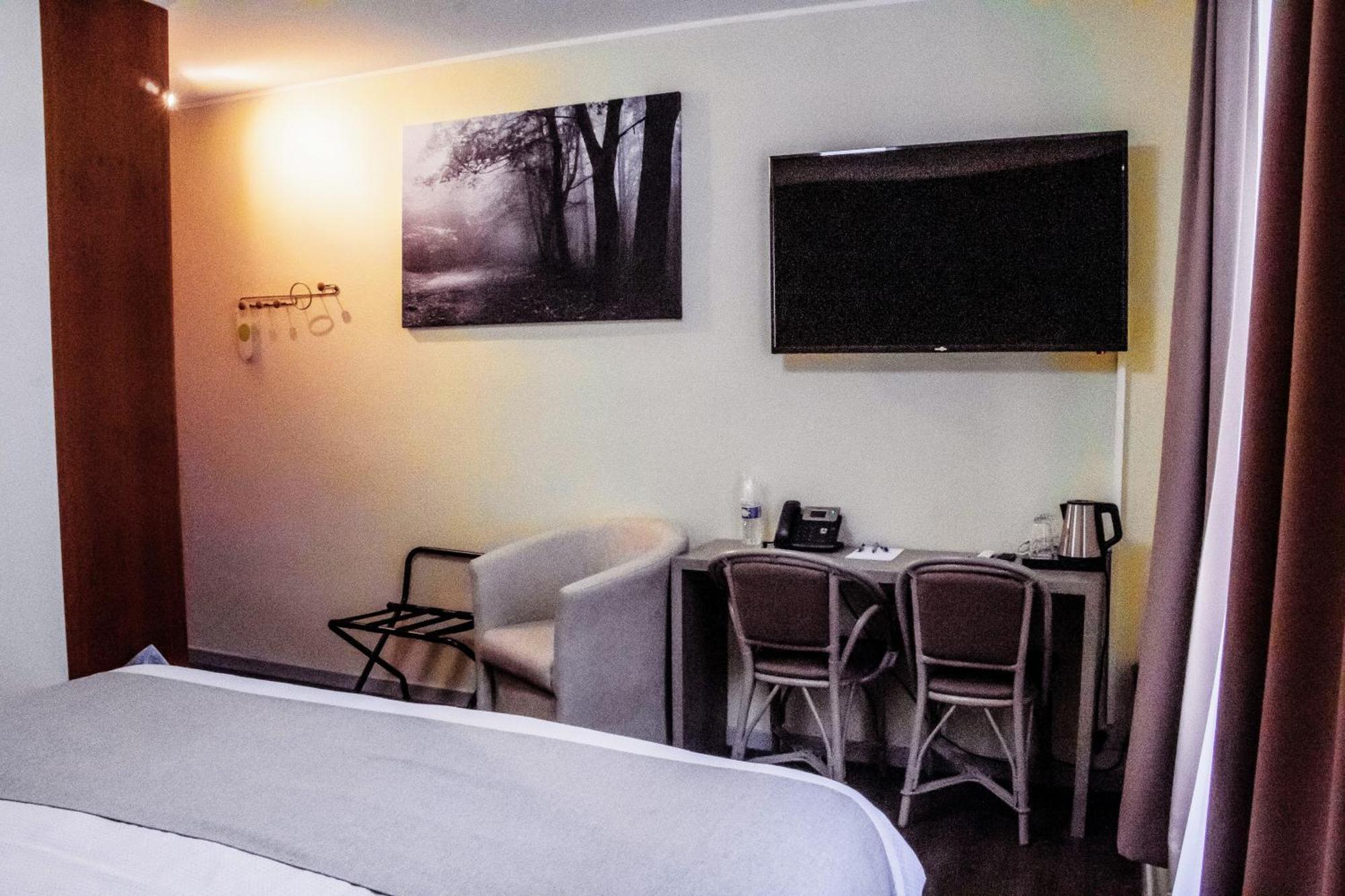 Hotel Des Postes Houffalize Eksteriør billede
