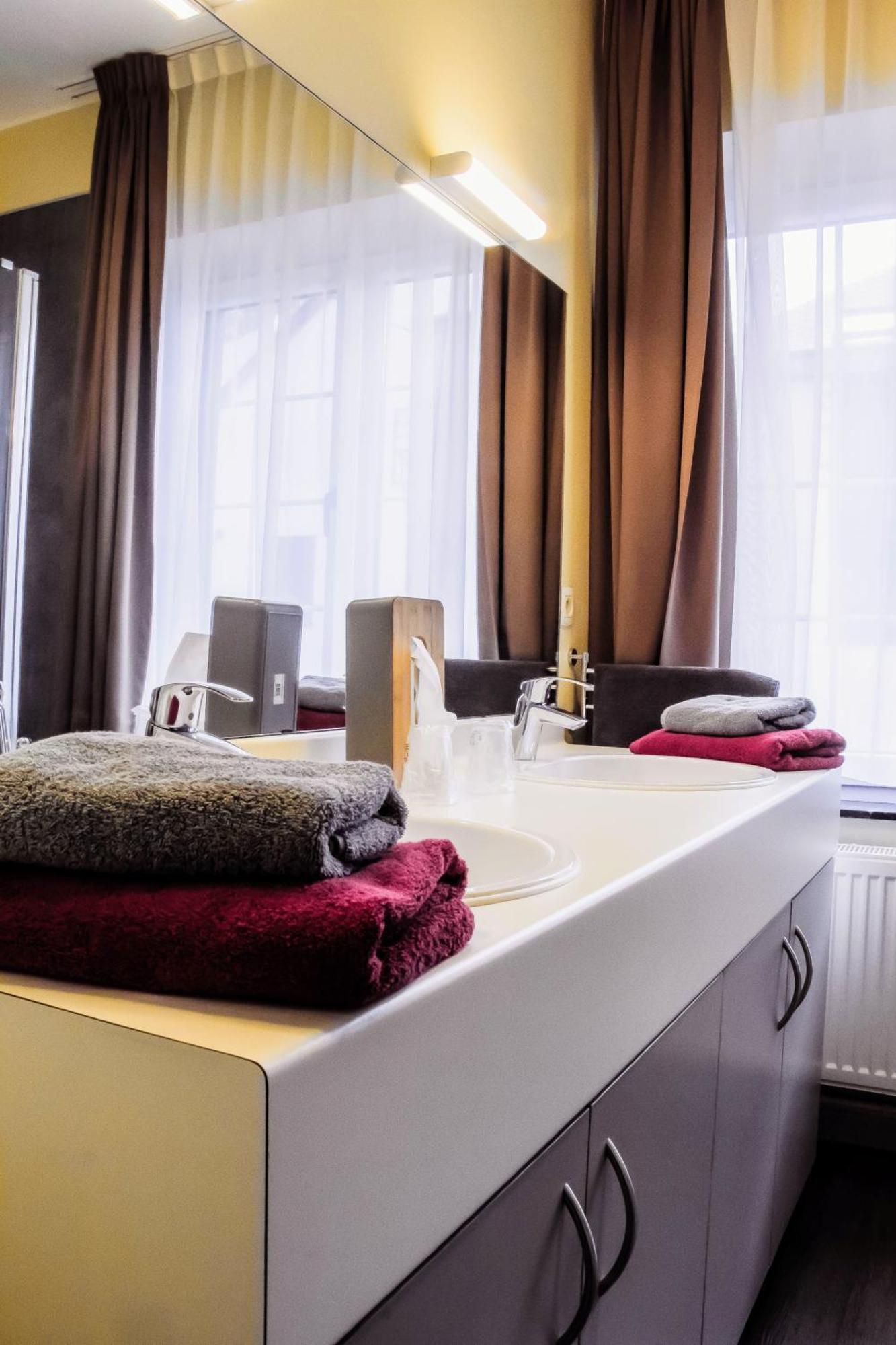 Hotel Des Postes Houffalize Værelse billede